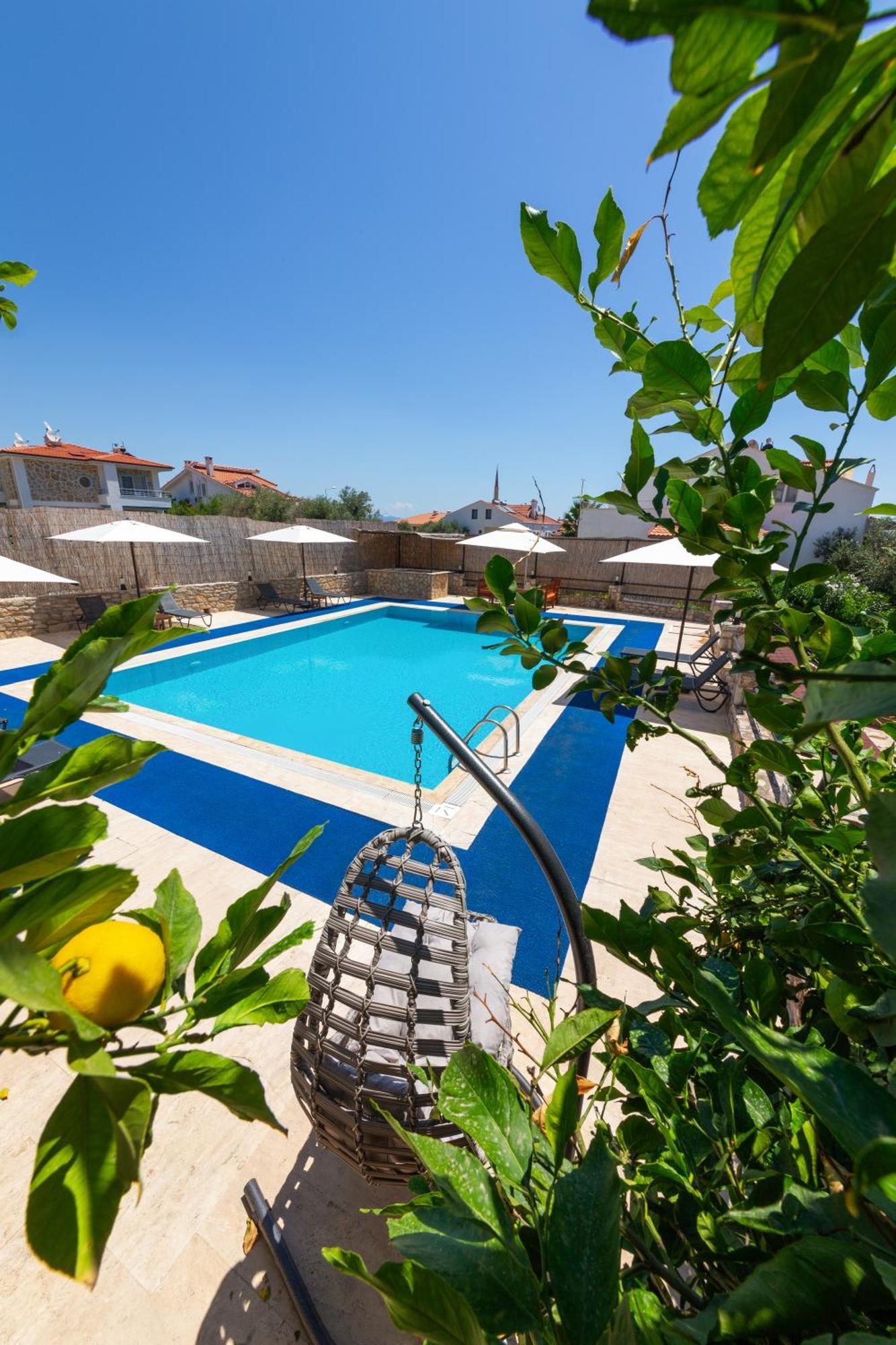 Oezguem Suite Otel Datca Exterior photo