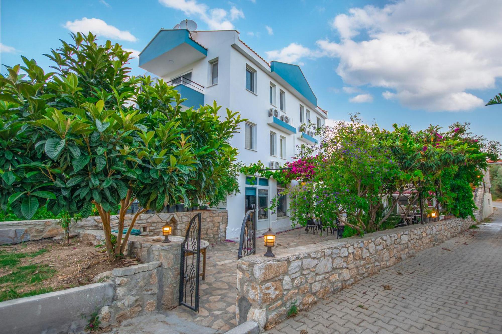 Oezguem Suite Otel Datca Exterior photo